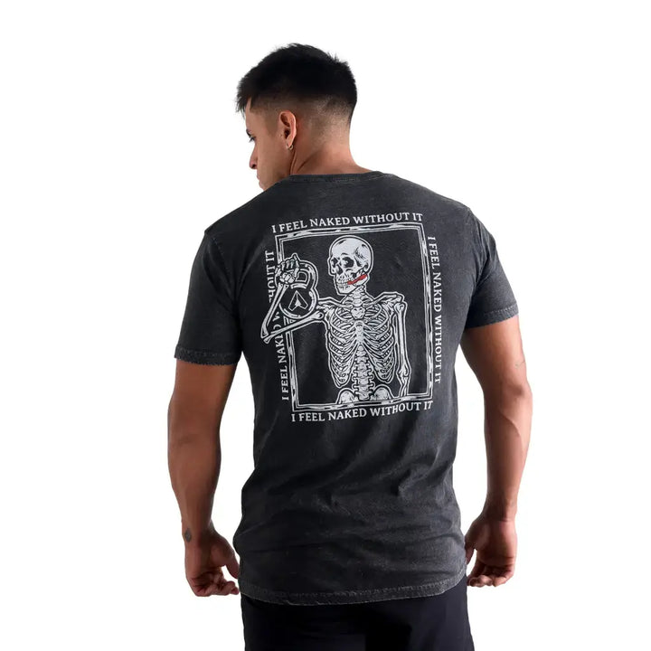 Camiseta con esqueleto "Me siento desnudo sin ella" (carbón vegetal)