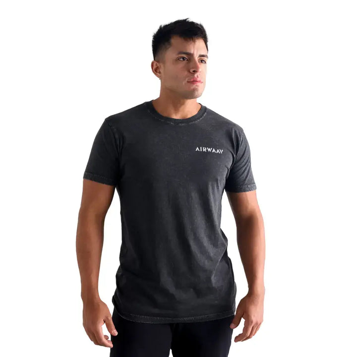 Camiseta con esqueleto "Me siento desnudo sin ella" (carbón vegetal)